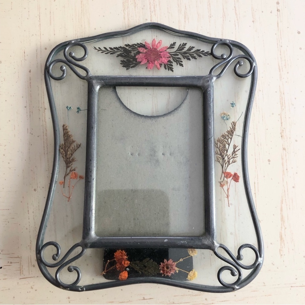 Vintage metal and glass pressed flower picture frame
